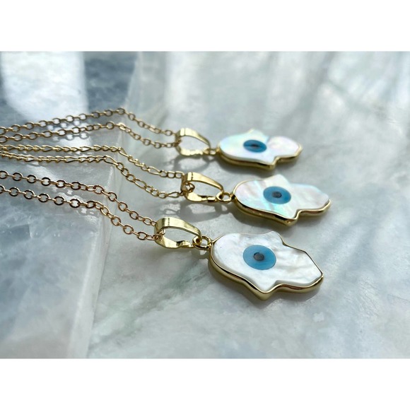 *Jihane* Hamsa Evil Eye Necklace - Picture 6 of 7